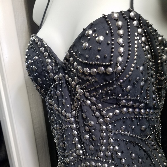 Mini Dress - Picture 4 of 8